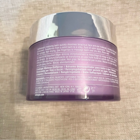 🌸HP🌸 NWT Clinique Take the Day Off Cleansing Balm - Picture 3 of 3